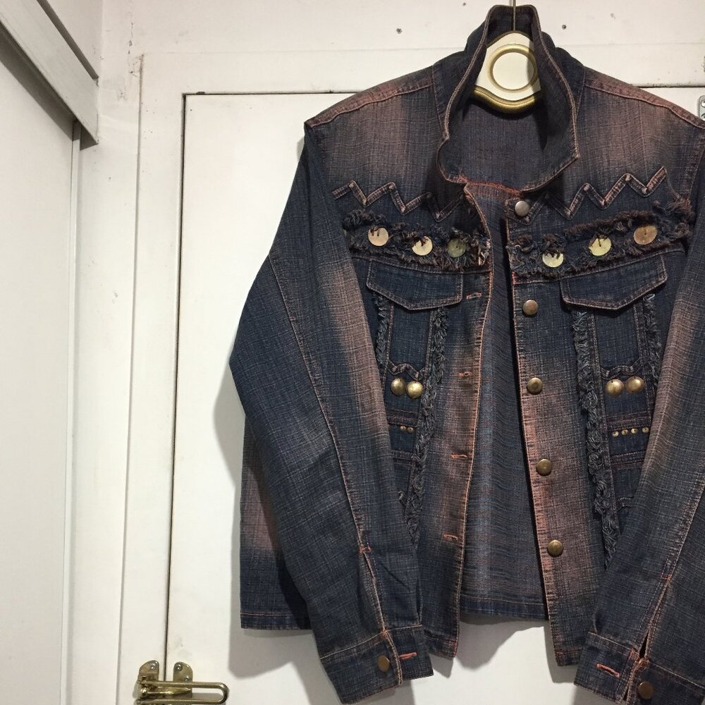 VINTAGE ATTITUDE STONE WASH DENIM JACKETS SIZE L